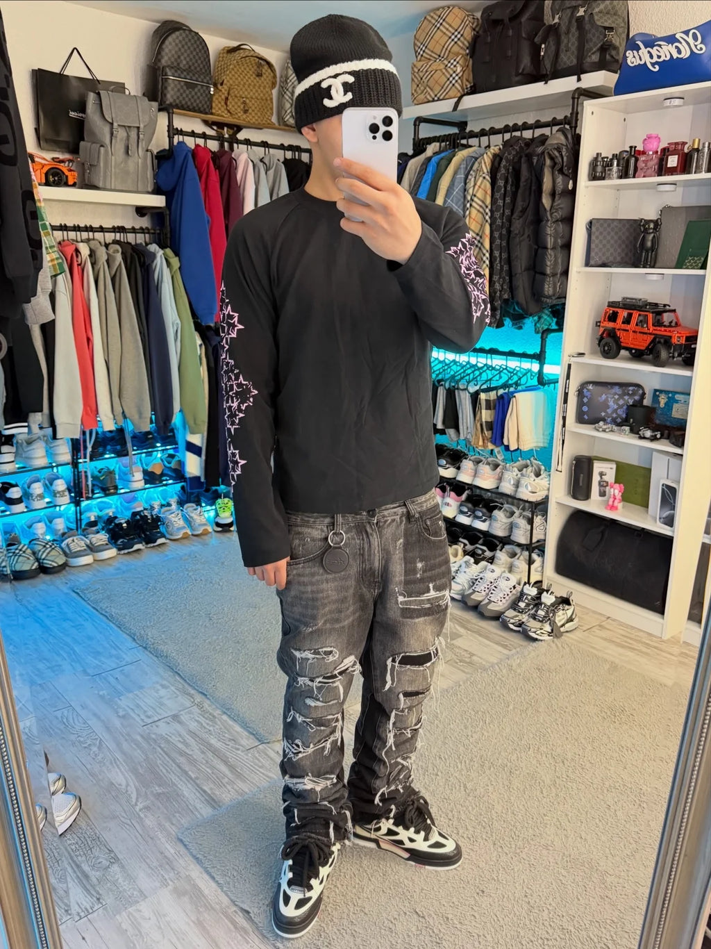 BLACK/PINK STAR LONGSLEEVE