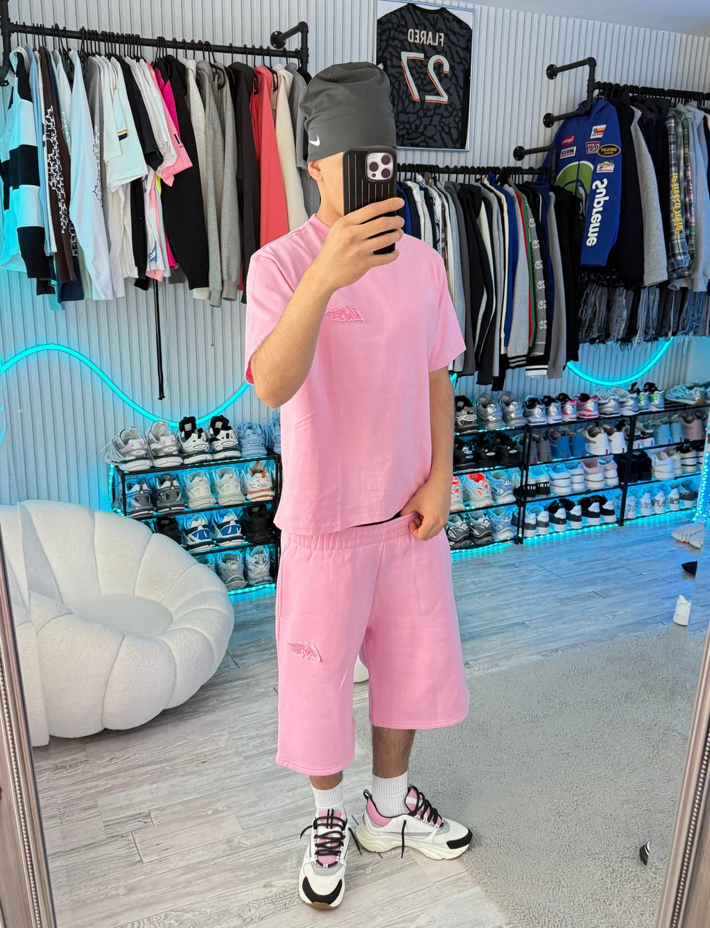 HOT PINK BASIC TEE
