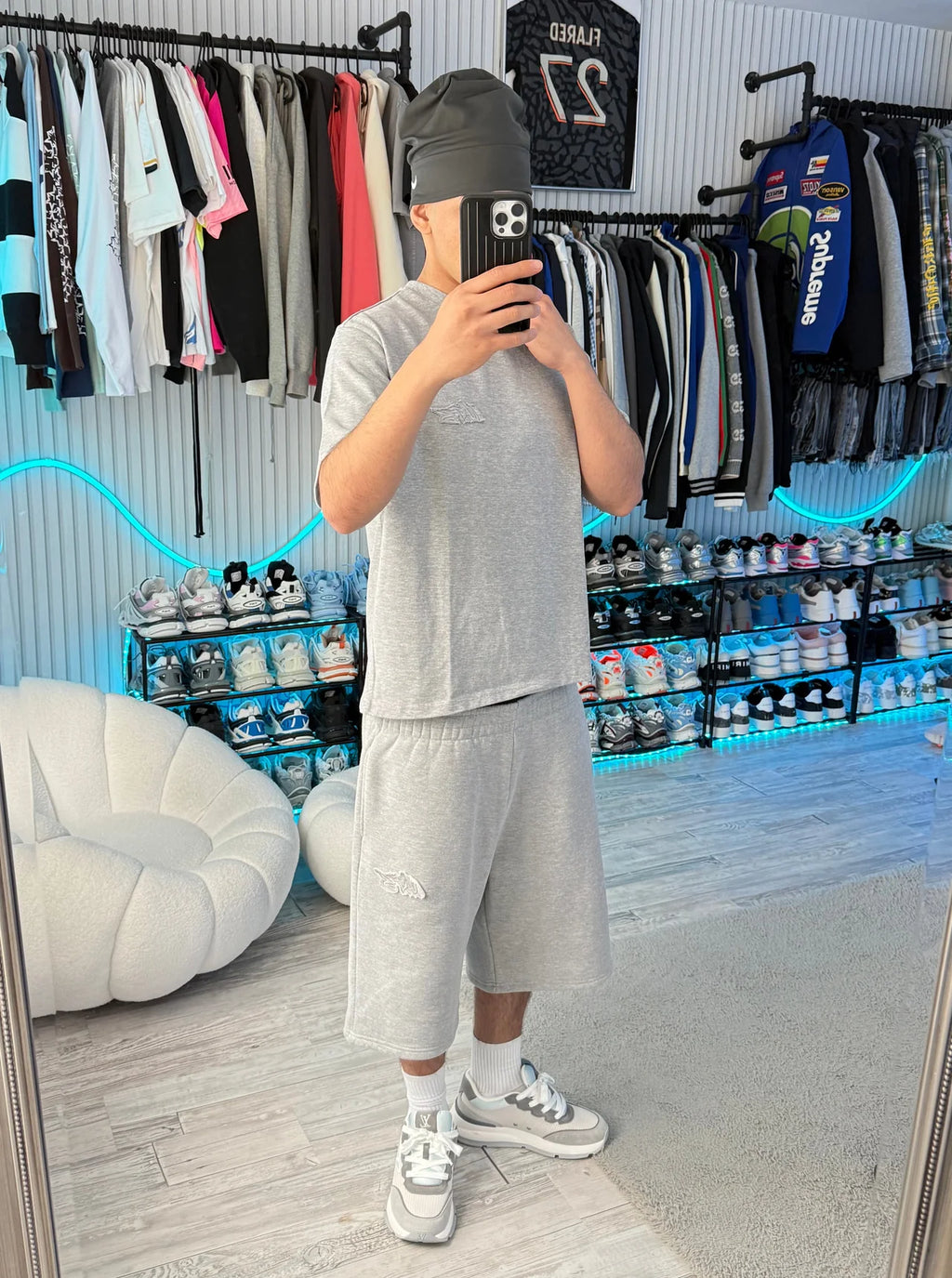 GREY BASIC TEE