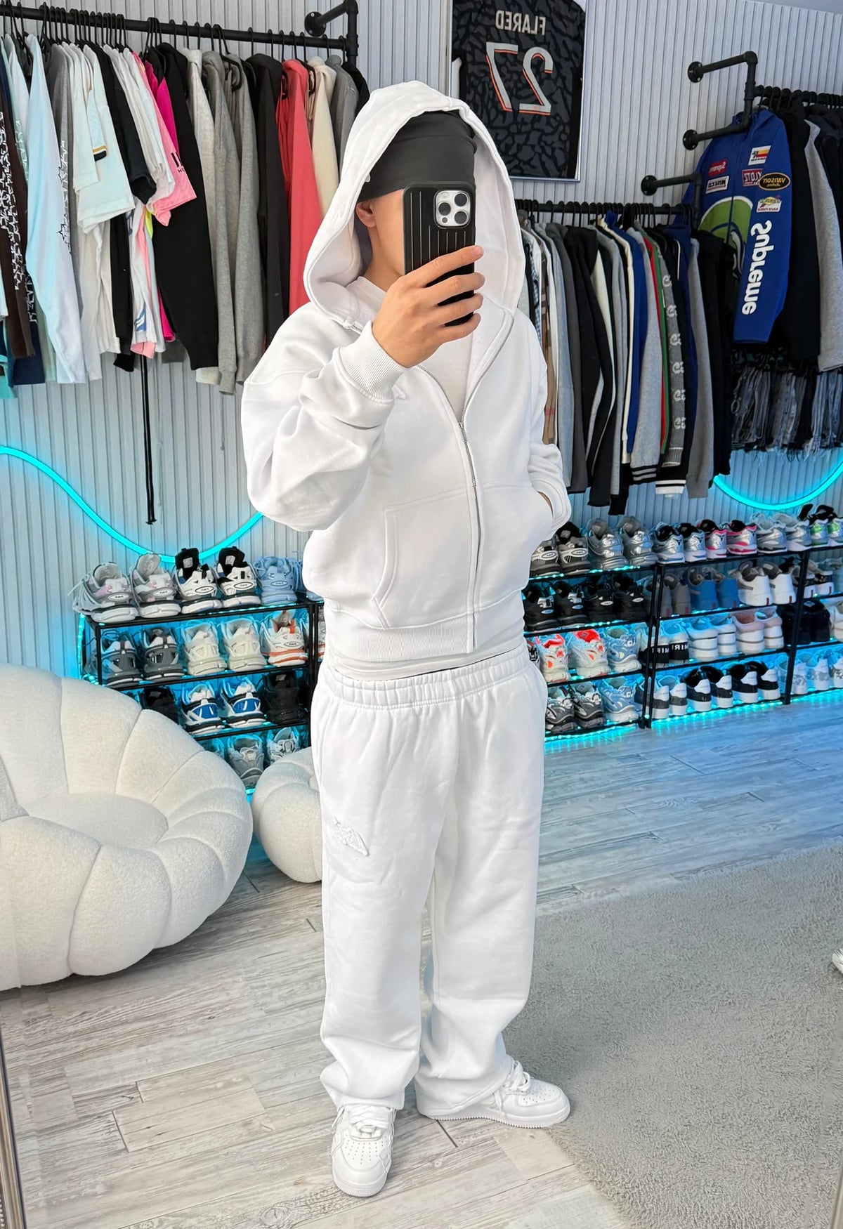 WHITE BASIC ZIP HOODIE